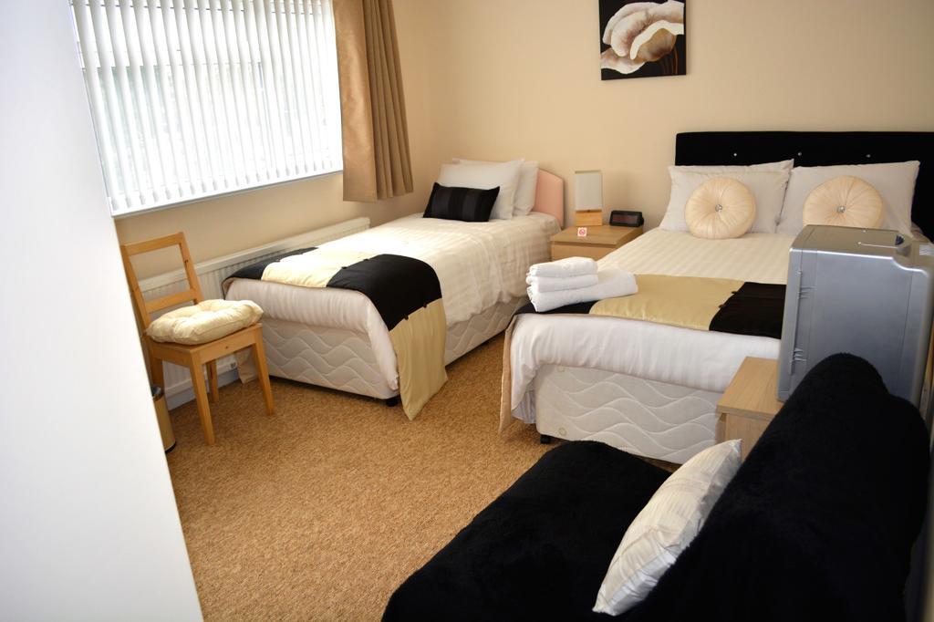 Winston Guesthouse Bicester Ngoại thất bức ảnh