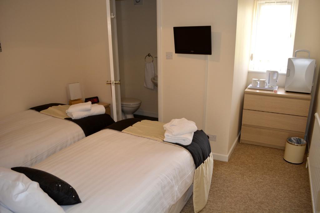 Winston Guesthouse Bicester Ngoại thất bức ảnh